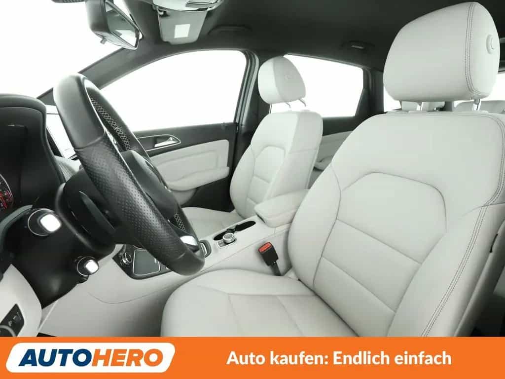 Mercedes-Benz B-Class 180 Urban Aut. *NAVI*TEMPO*PDC*SHZ* 10/2015-photo-8