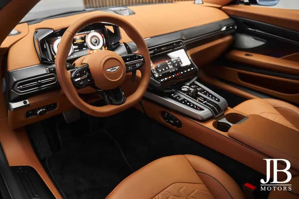 Aston Martin Vanquish V12 Carbon Titan B&W Special 09/2025-photo-29