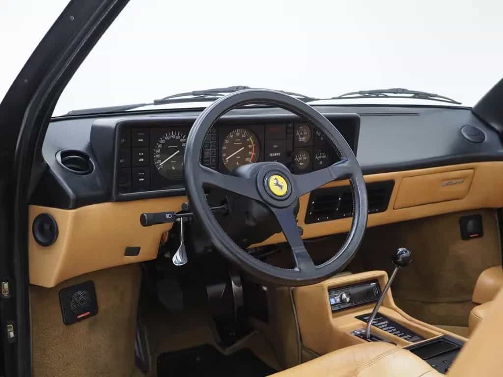 Ferrari Mondial Cabrio 3.0 Quattrovalvole | 1984 | Leder 01/1984-photo-10