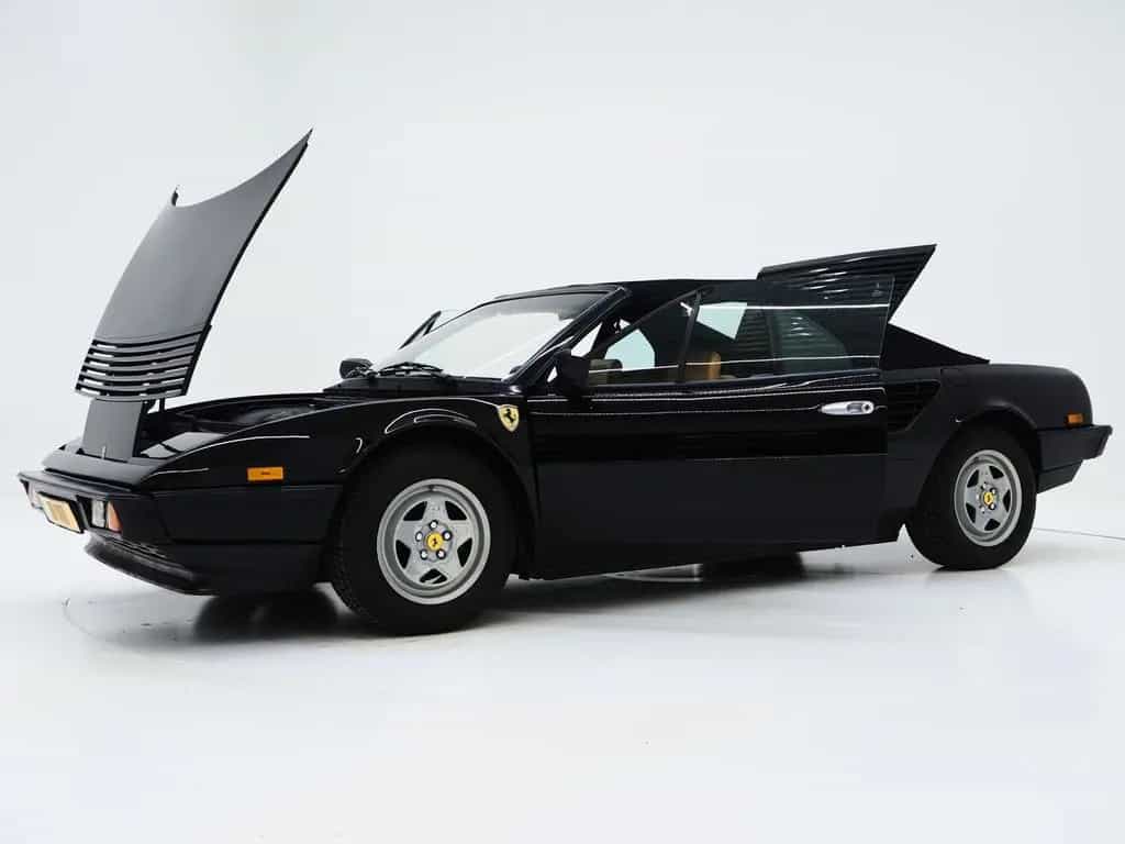 Ferrari Mondial Cabrio 3.0 Quattrovalvole | 1984 | Leder 01/1984-photo-22