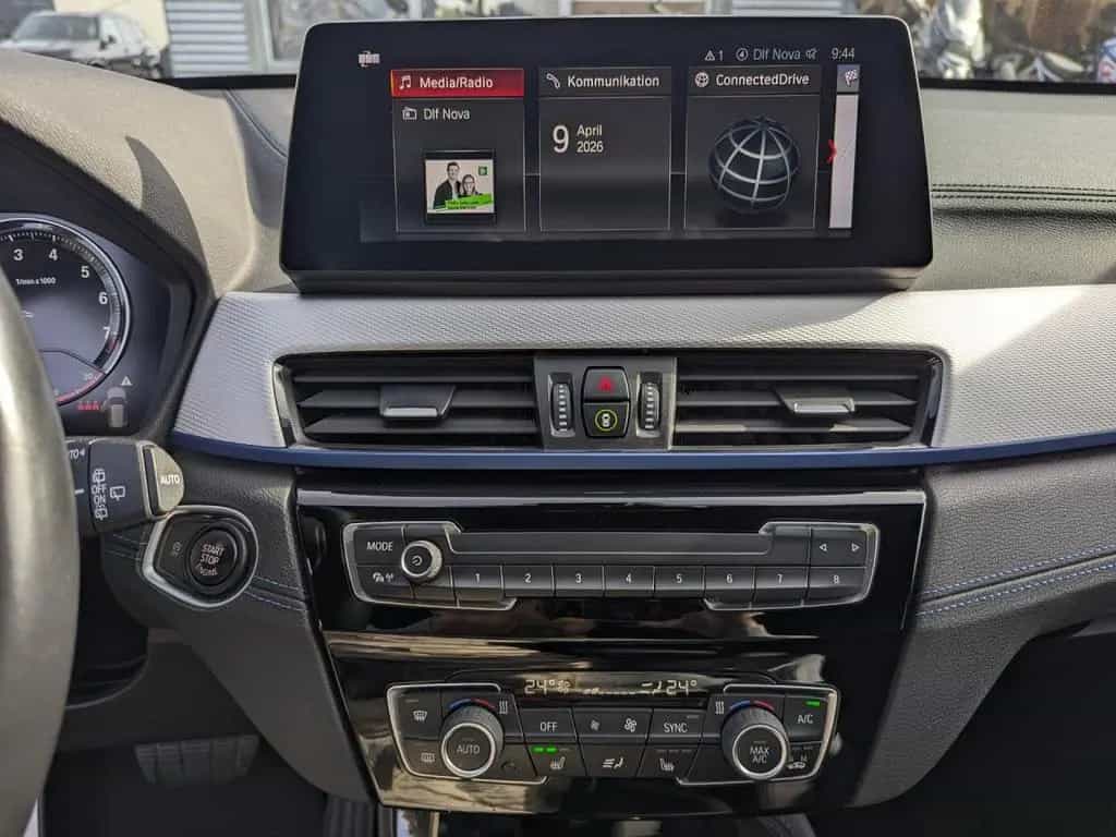 BMW X1 xDrive20i M Sport HUD ACC Kamera HiFi Navi19" 09/2020-photo-12