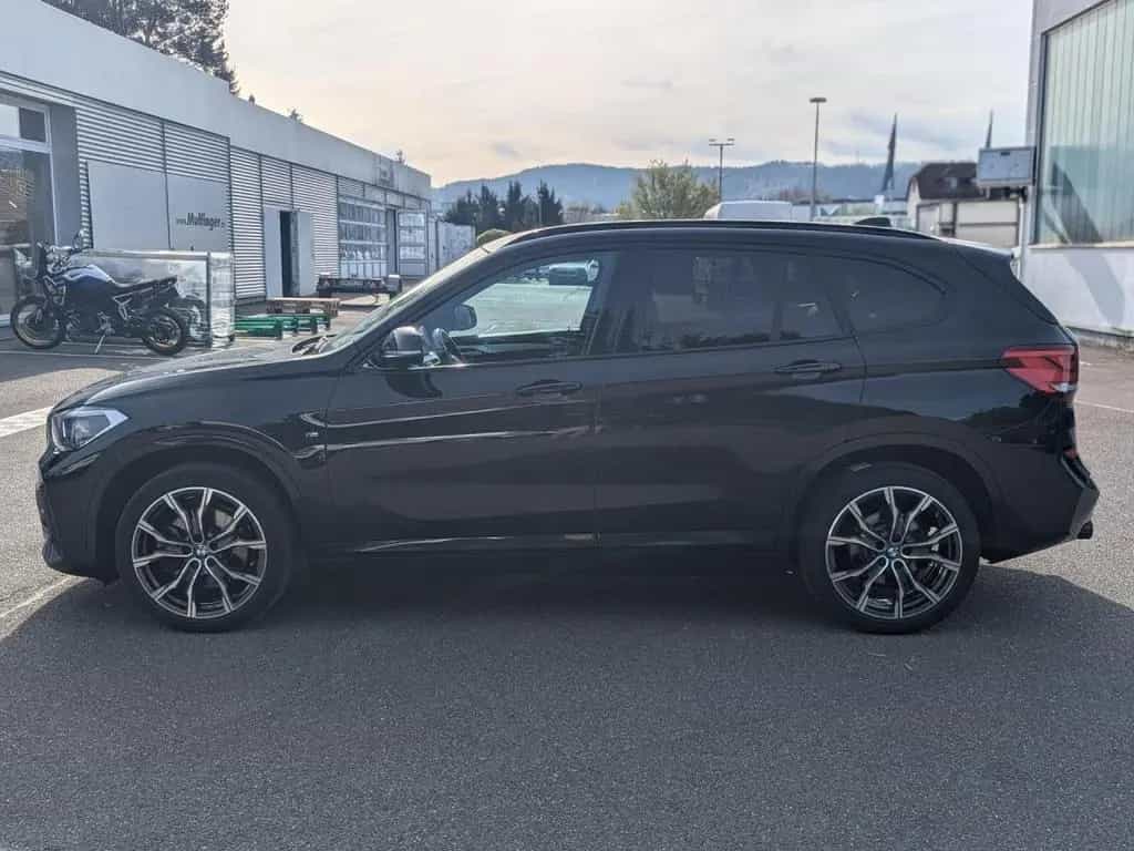 BMW X1 xDrive20i M Sport HUD ACC Kamera HiFi Navi19" 09/2020-photo-3
