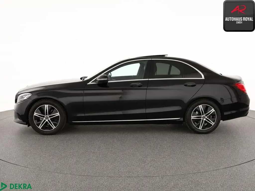 Mercedes-Benz C 200 AVANTGARDE WIDE,PANO,KAMERA,PARKLENK,SH 05/2021-photo-1