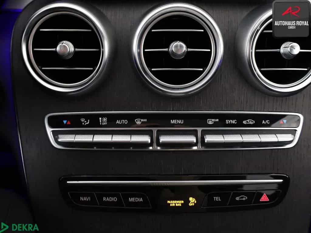 Mercedes-Benz C 200 AVANTGARDE WIDE,PANO,KAMERA,PARKLENK,SH 05/2021-photo-20