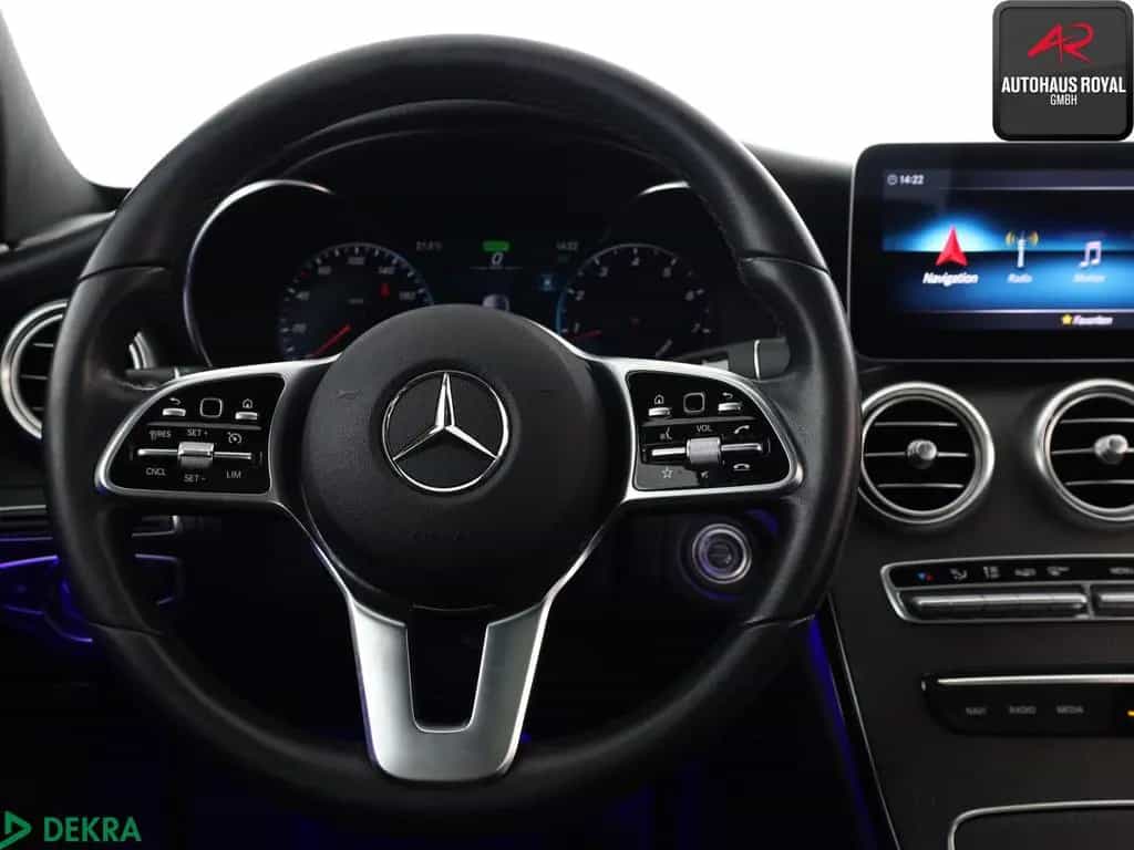 Mercedes-Benz C 200 AVANTGARDE WIDE,PANO,KAMERA,PARKLENK,SH 05/2021-photo-9