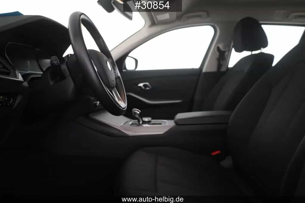BMW 320 d Touring xDrive Advantage #AHK#LiveCockpit# 10/2020-photo-11