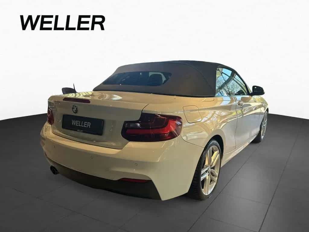 BMW 2 Series 230i Cabrio M Sport PDC SHZ AHK Tempo SpoSi Navi 01/2017-photo-3