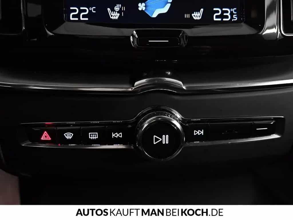Volvo XC60 B5B Momentum Pro IntelliSPro STDHz AHK VLED 03/2021-photo-27