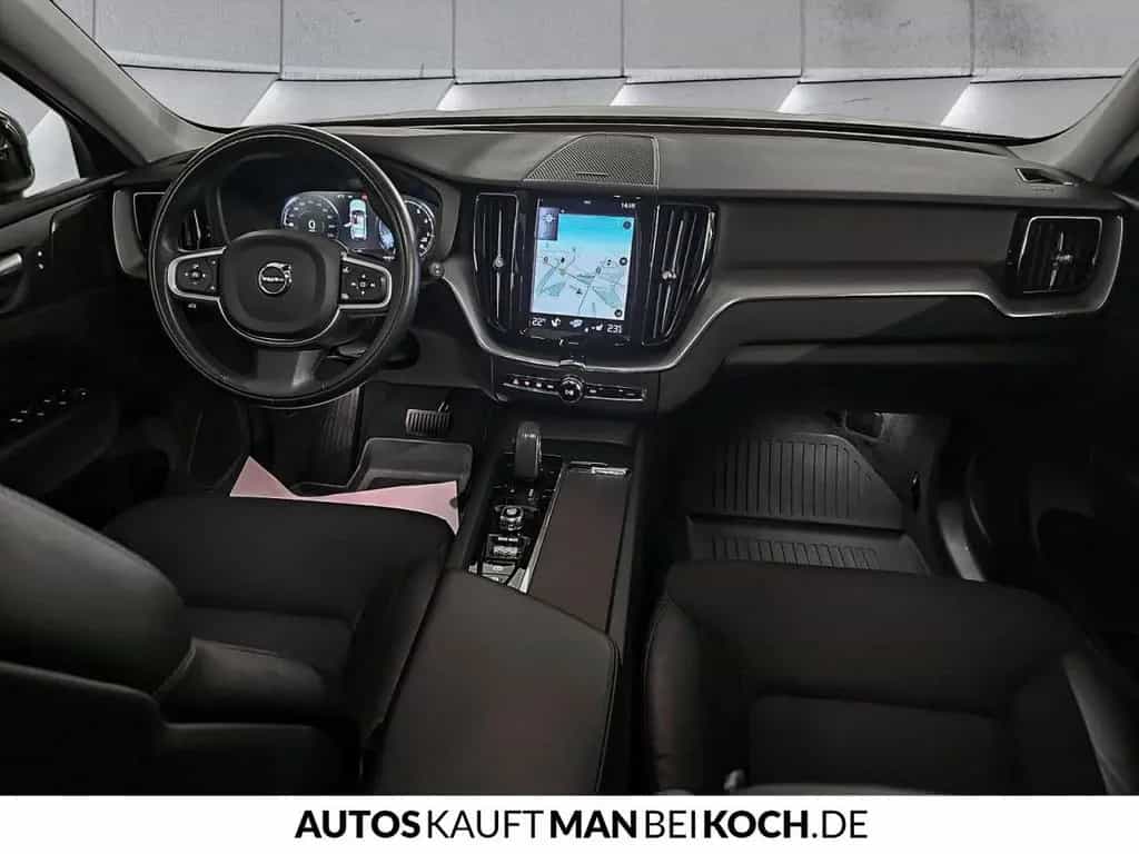 Volvo XC60 B5B Momentum Pro IntelliSPro STDHz AHK VLED 03/2021-photo-8