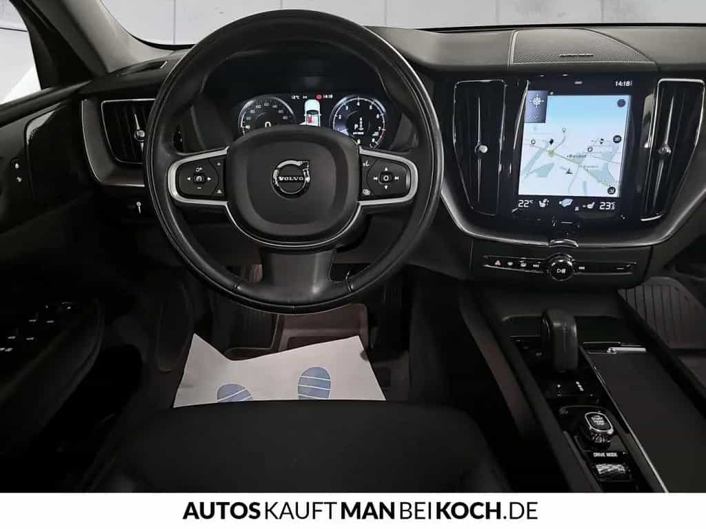 Volvo XC60 B5B Momentum Pro IntelliSPro STDHz AHK VLED 03/2021-photo-9