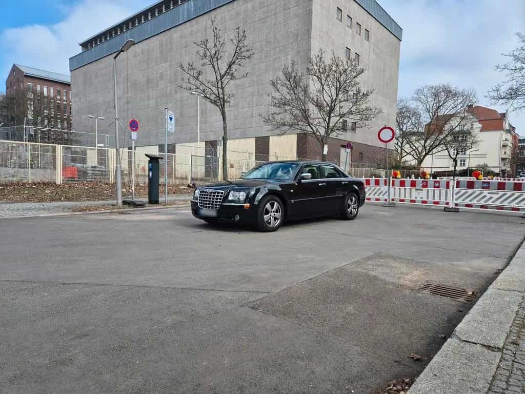 Chrysler 300C 12/2006-photo-5