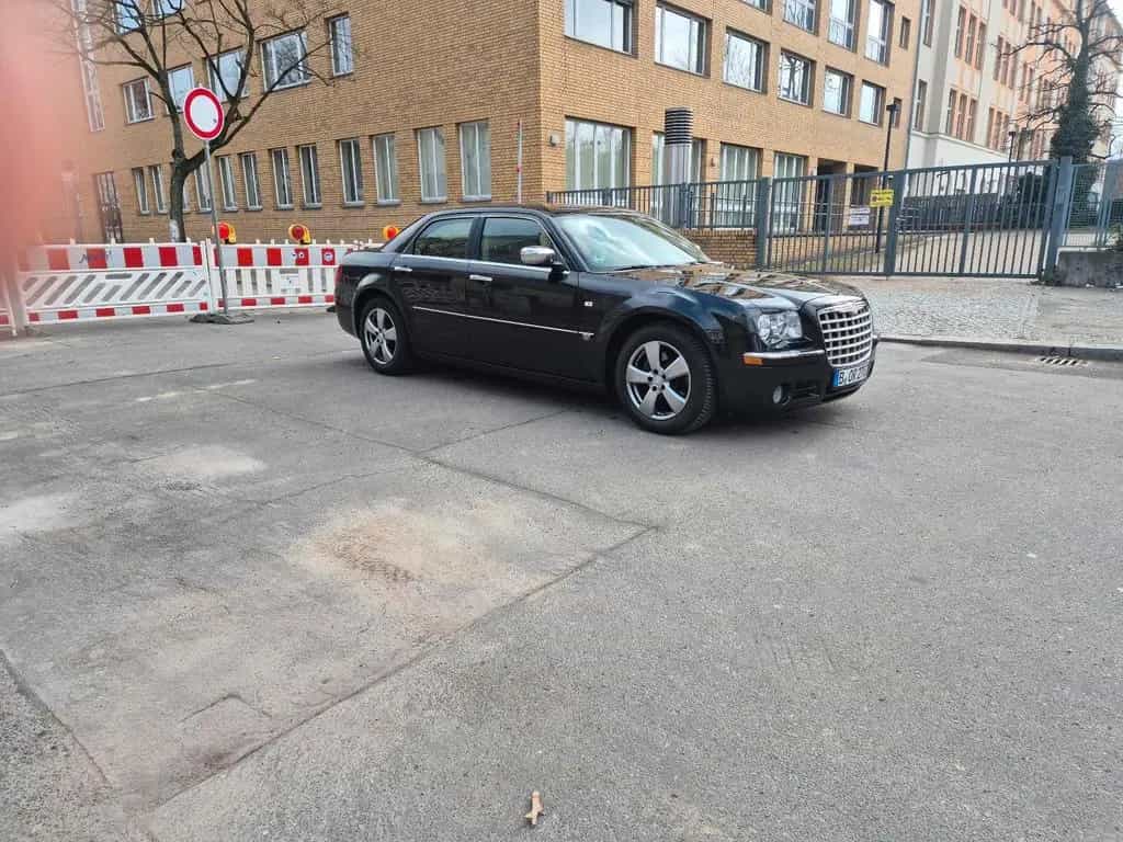 Chrysler 300C 12/2006-photo-7