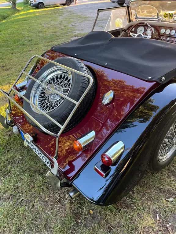 Morgan Plus 8 06/1985-photo-0