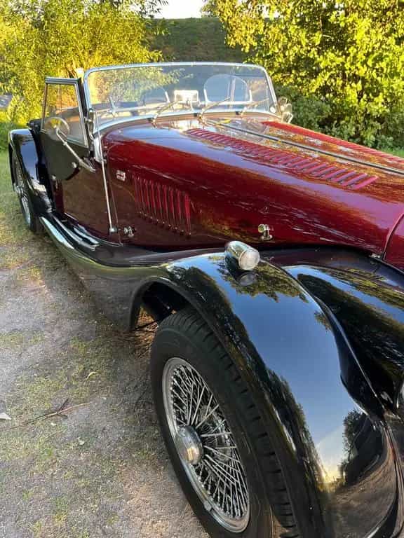 Morgan Plus 8 06/1985-photo-11