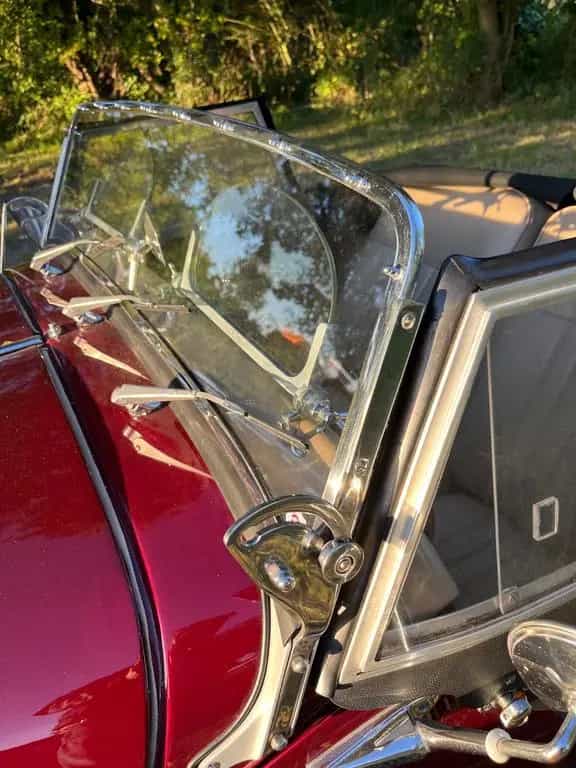 Morgan Plus 8 06/1985-photo-9