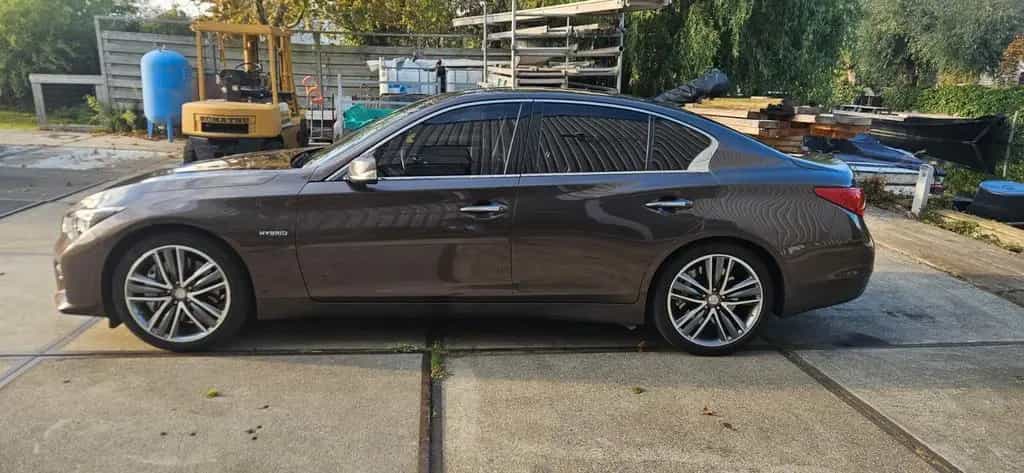 Infiniti Q50 3.5 V6 S Hybrid Sport 4WD Auto S Hybrid ... 03/2014-photo-3