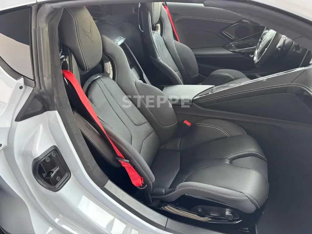 Corvette Z06 5,5V8 Coupe Europamodell 3LZ 08/2025-photo-13