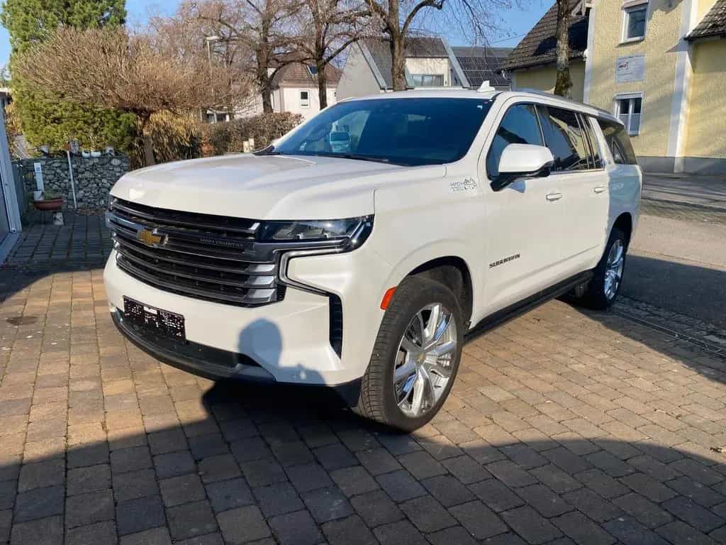 Chevrolet Suburban High Country 6,2l deutsche Ez/ 1. Hand 12/2021-photo-4