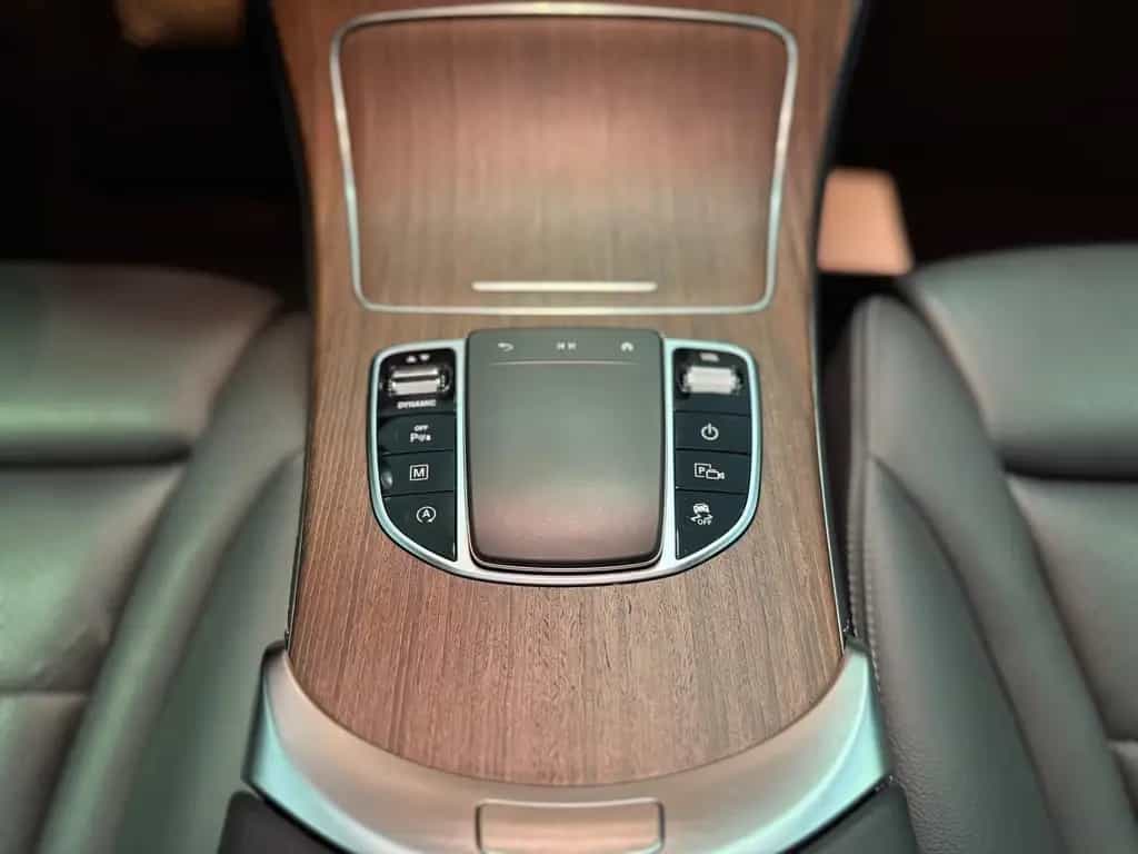 Mercedes-Benz GLC 220 d 9G 4M *PANO*LED*SHZ*CARPLAY*1.HAND* 02/2020-photo-22