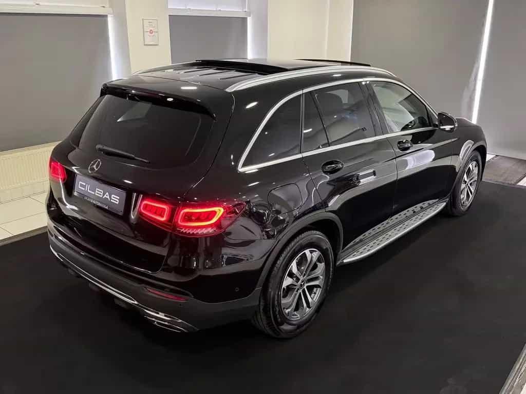 Mercedes-Benz GLC 220 d 9G 4M *PANO*LED*SHZ*CARPLAY*1.HAND* 02/2020-photo-3