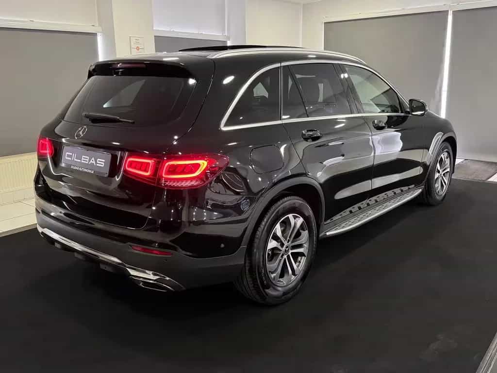 Mercedes-Benz GLC 220 d 9G 4M *PANO*LED*SHZ*CARPLAY*1.HAND* 02/2020-photo-4
