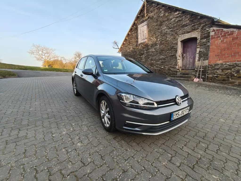 Volkswagen VW Golf 1.4 TSI 125 PS - 1. Hand, unfallfrei 10/2017-photo-0