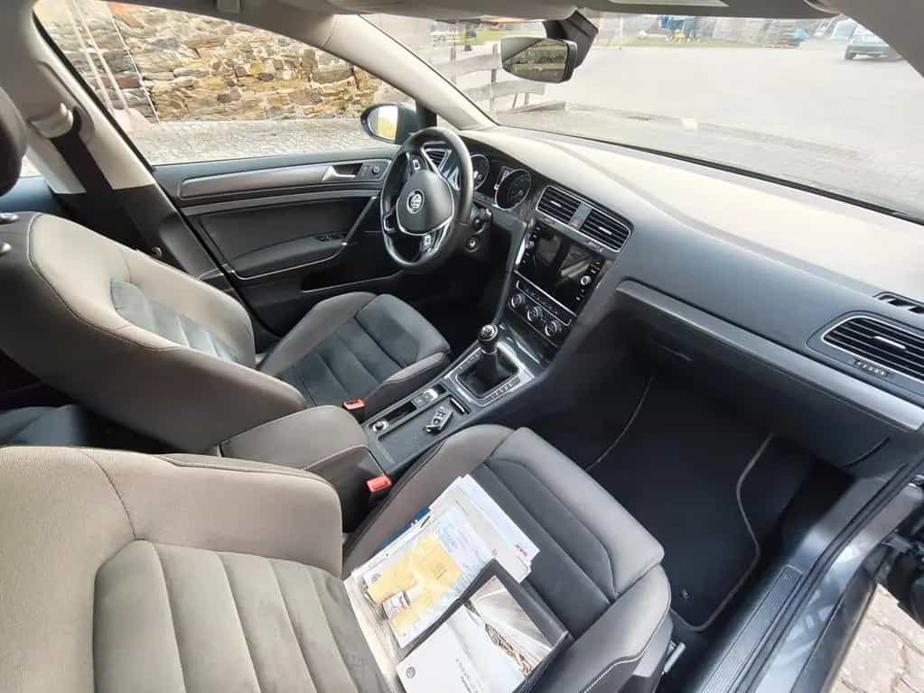 Volkswagen VW Golf 1.4 TSI 125 PS - 1. Hand, unfallfrei 10/2017-photo-7