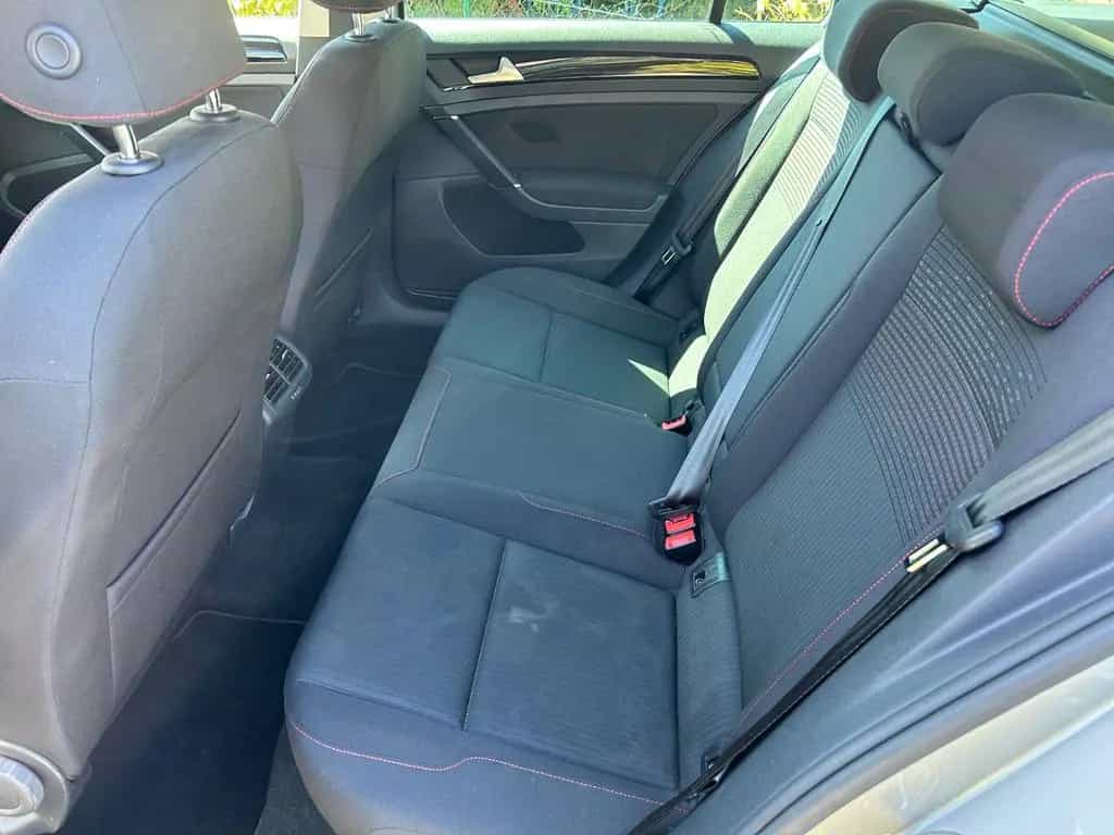Volkswagen Golf 1.5 TSI ACT Sound Variant Sound 10/2017-photo-7