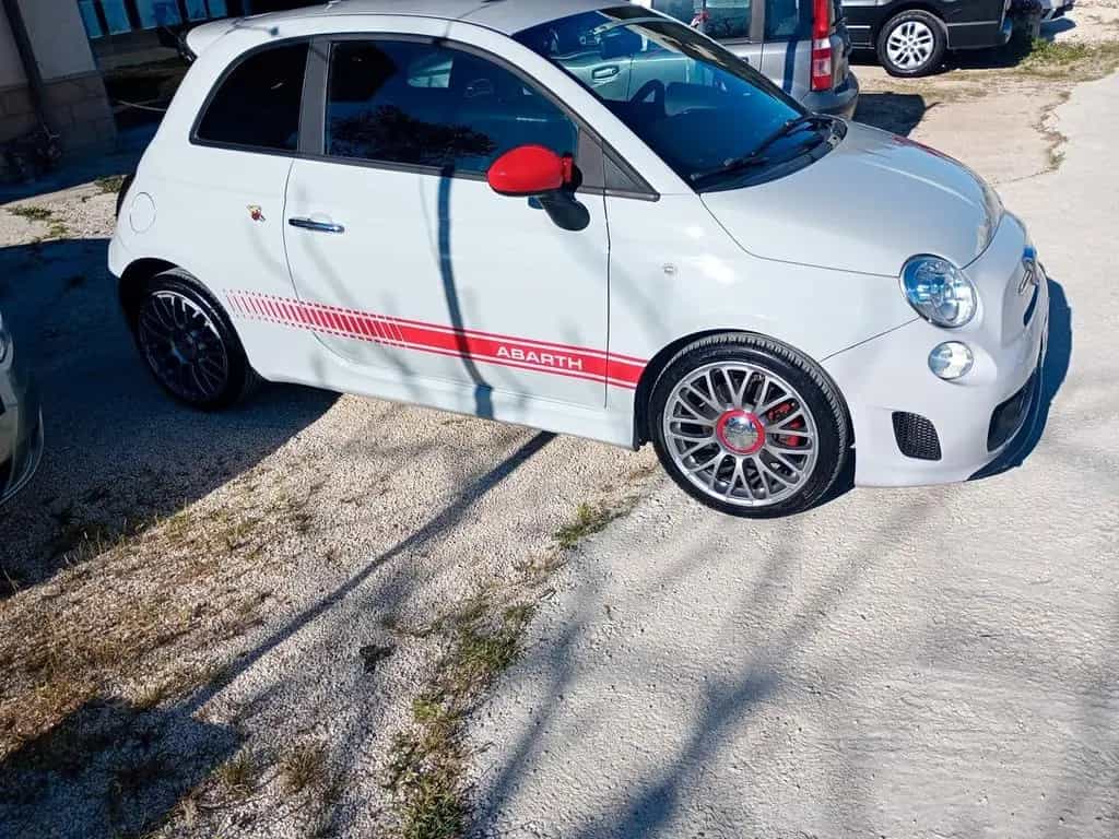 Abarth 500 1.4 Turbo T-Jet MTA Custom 04/2013-photo-1