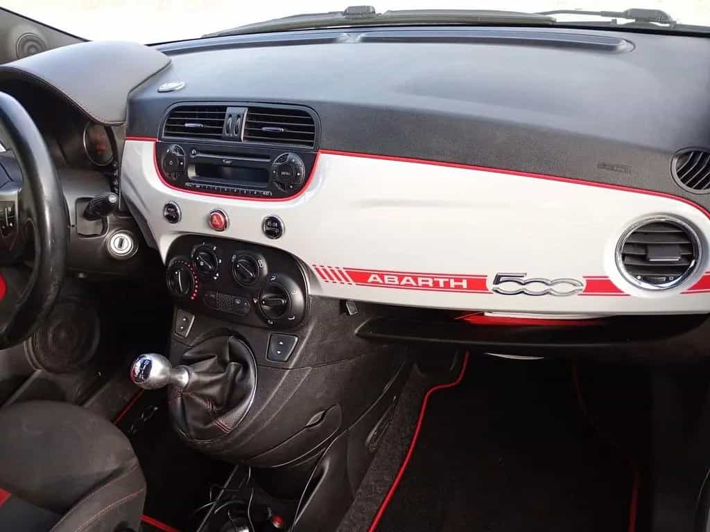 Abarth 500 1.4 Turbo T-Jet MTA Custom 04/2013-photo-12