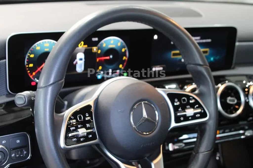 Mercedes-Benz A-Class 200 *WIDESCREEN*LED*NAVI*PDC*MBUX*SPUR* 06/2018-photo-9