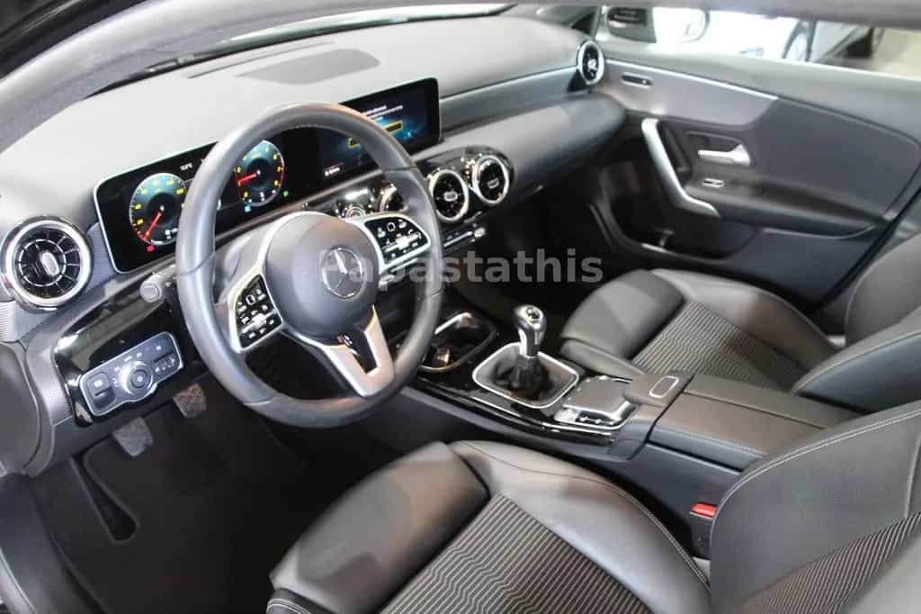 Mercedes-Benz A-Class 200 *WIDESCREEN*LED*NAVI*PDC*MBUX*SPUR* 06/2018-photo-10