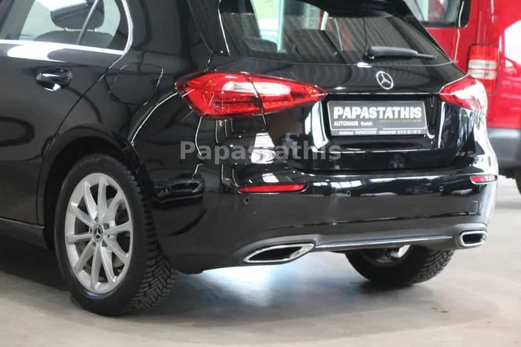 Mercedes-Benz A-Class 200 *WIDESCREEN*LED*NAVI*PDC*MBUX*SPUR* 06/2018-photo-4