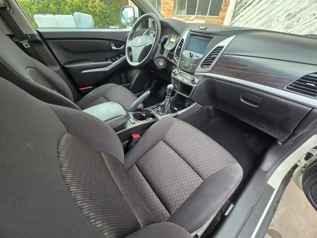 Ssangyong Korando 2.0 e-XGi 200 Crystal 2WD 01/2017-photo-2