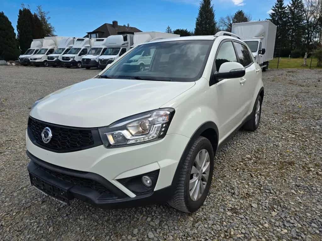 Ssangyong Korando 2.0 e-XGi 200 Crystal 2WD 01/2017-photo-3