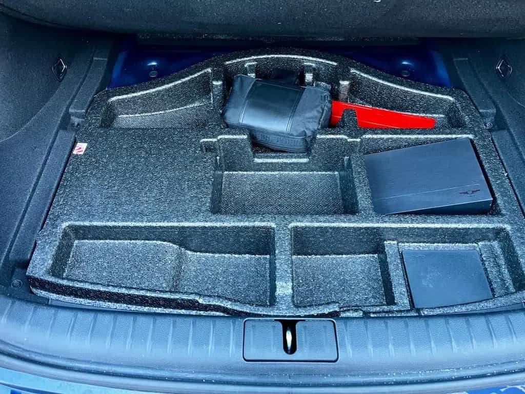Genesis G70 2.0 T-GDI KAT 08/2022-photo-18