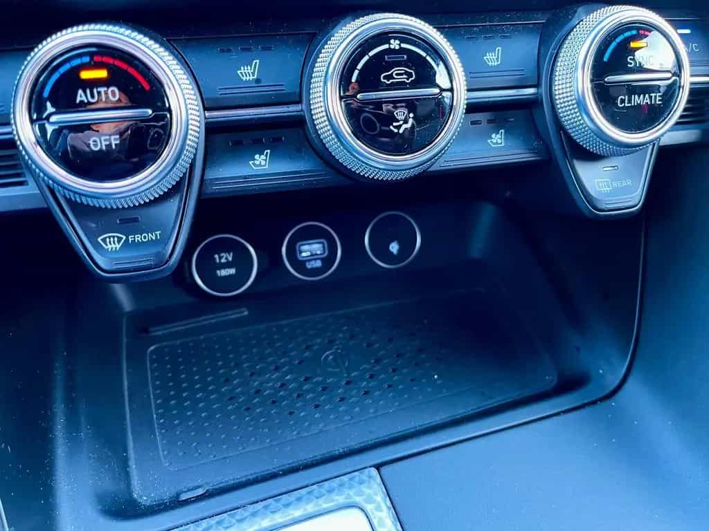 Genesis G70 2.0 T-GDI KAT 08/2022-photo-26