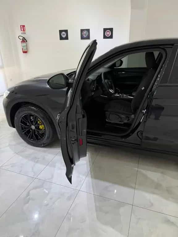 Alfa Romeo Stelvio ROMEO STELVIO 190CV Q4 TOTAL BLACK 01/2021-photo-5