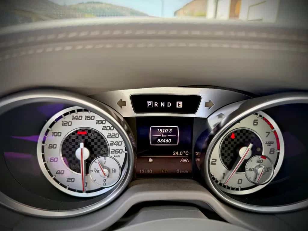 Mercedes-Benz SL-Class 550 | V8 | Scheckheft | top Zustand | AMG 08/2013-photo-13