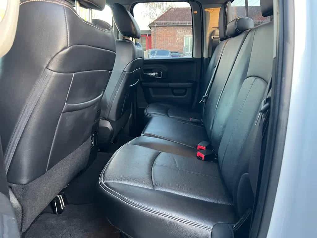 Dodge RAM 1500 Quad Cab 5,7 HEMI 4x4 "Laramie" LPG 05/2020-photo-14