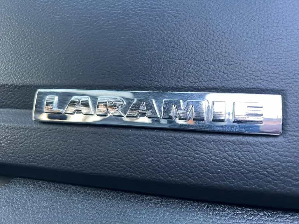 Dodge RAM 1500 Quad Cab 5,7 HEMI 4x4 "Laramie" LPG 05/2020-photo-16