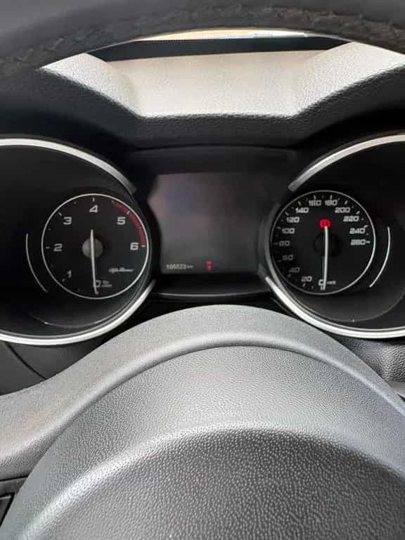 Alfa Romeo Stelvio 2.2 Turbodiesel 210 CV AT8 Q4 03/2019-photo-4