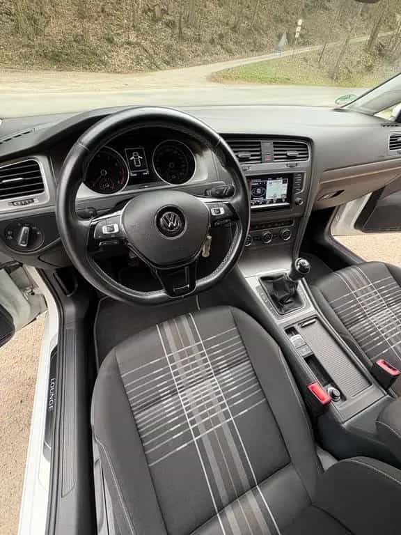 Volkswagen Golf 1.4 TSI 92kW BMT LOUNGE LOUNGE 02/2015-photo-9