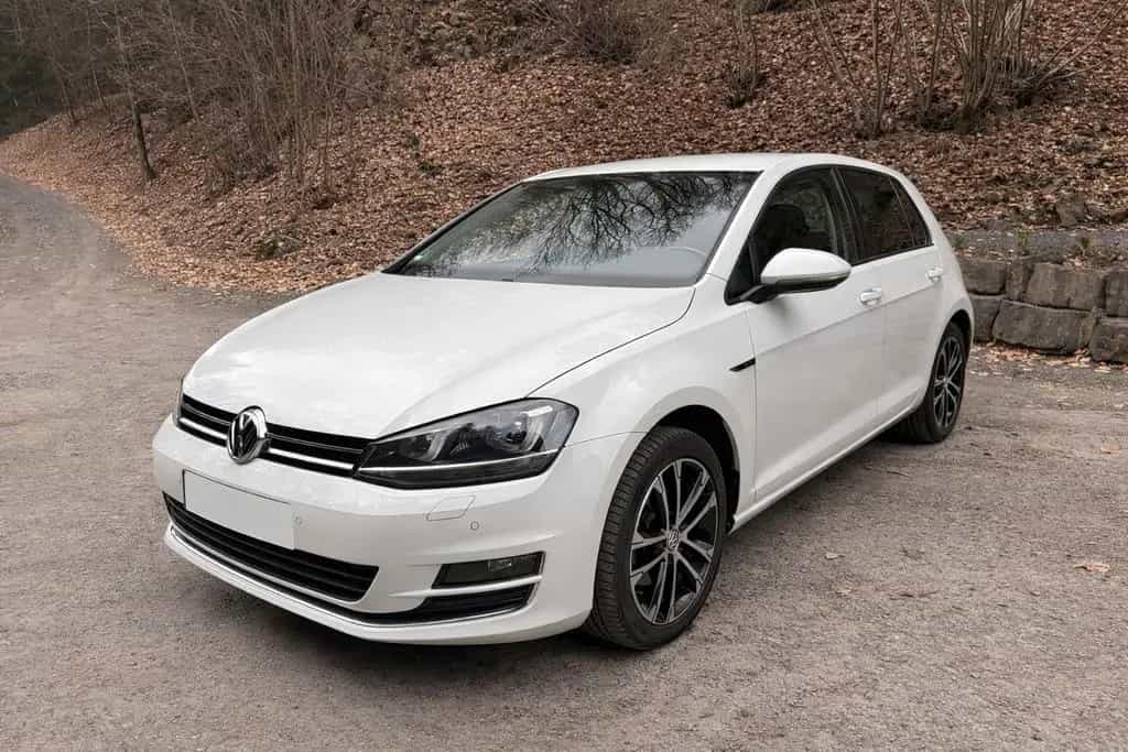 Volkswagen Golf 1.4 TSI 92kW BMT LOUNGE LOUNGE 02/2015-photo-4