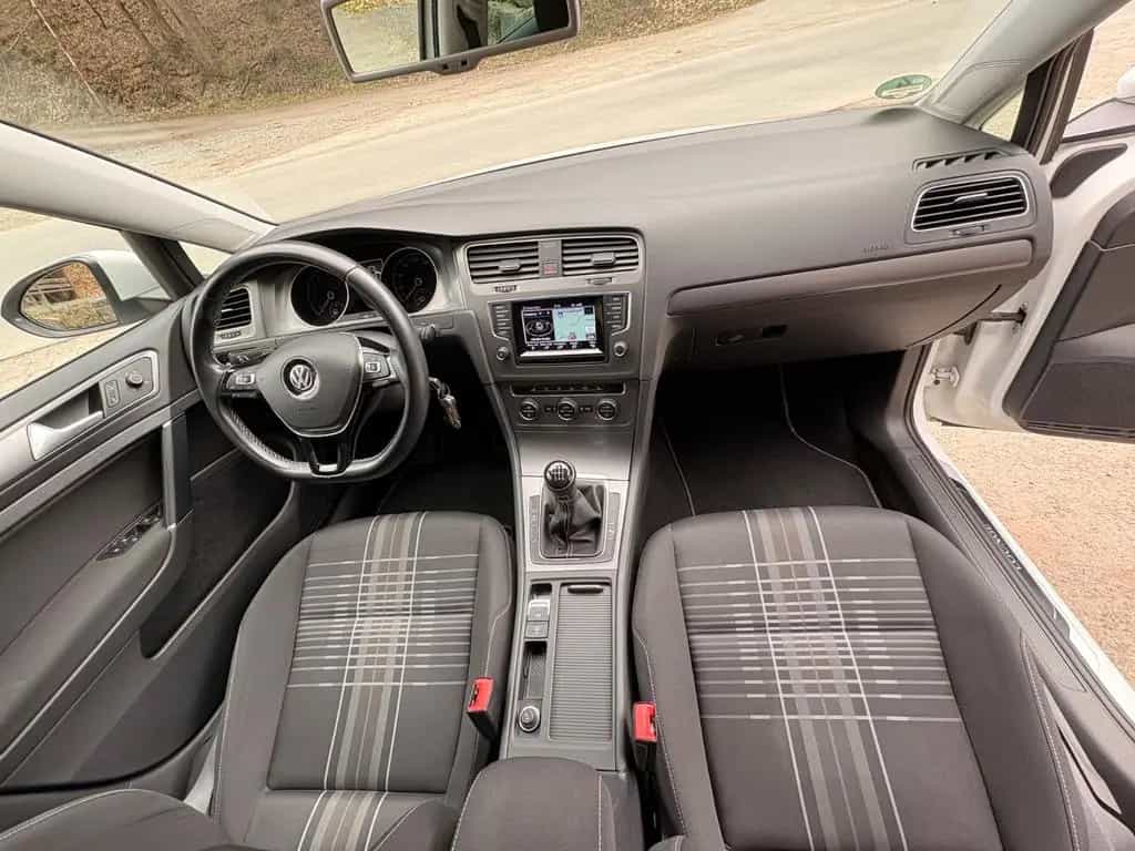 Volkswagen Golf 1.4 TSI 92kW BMT LOUNGE LOUNGE 02/2015-photo-5
