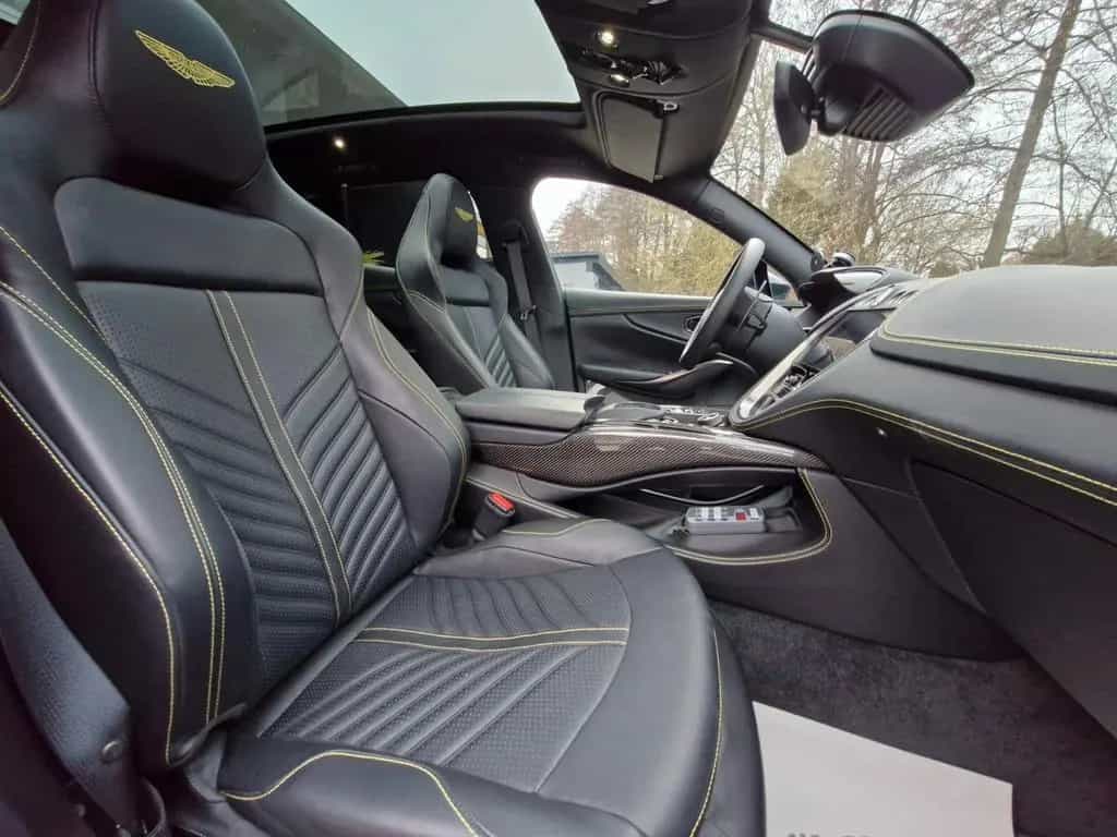 Aston Martin DBX707 1.Hand 8-Fach Carbon Panorama 10/2023-photo-16