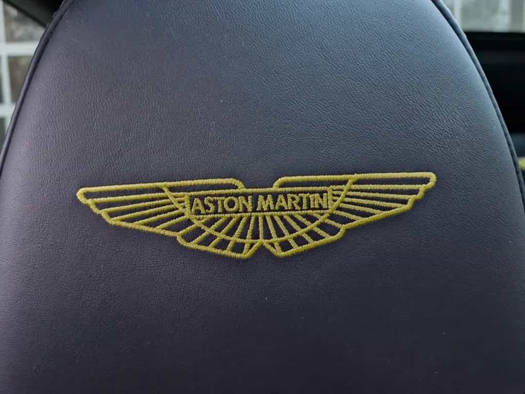 Aston Martin DBX707 1.Hand 8-Fach Carbon Panorama 10/2023-photo-17