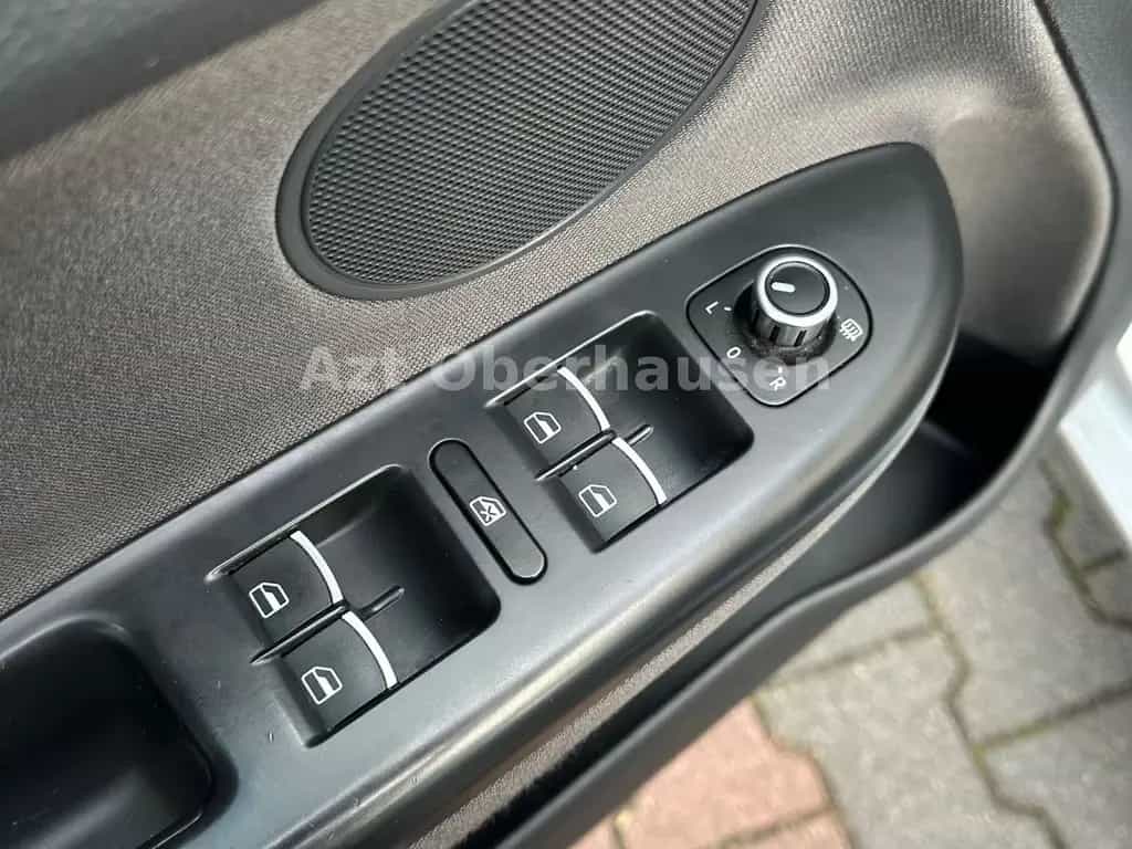 Volkswagen Golf Plus VI Style*AUTOMATIK*1.HAND*TÜV 04/28* 06/2012-photo-18
