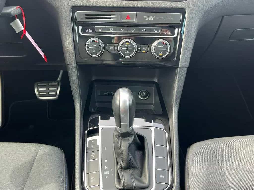 Volkswagen Golf Sportsvan 1.5 TSI DSG Join LED*ACC*KAMERA 02/2018-photo-21