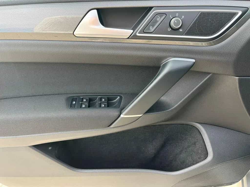 Volkswagen Golf Sportsvan 1.5 TSI DSG Join LED*ACC*KAMERA 02/2018-photo-30